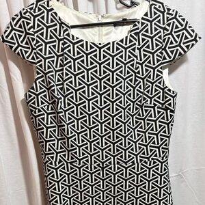 Alex Marie Geometric size 12 Black and White Dress